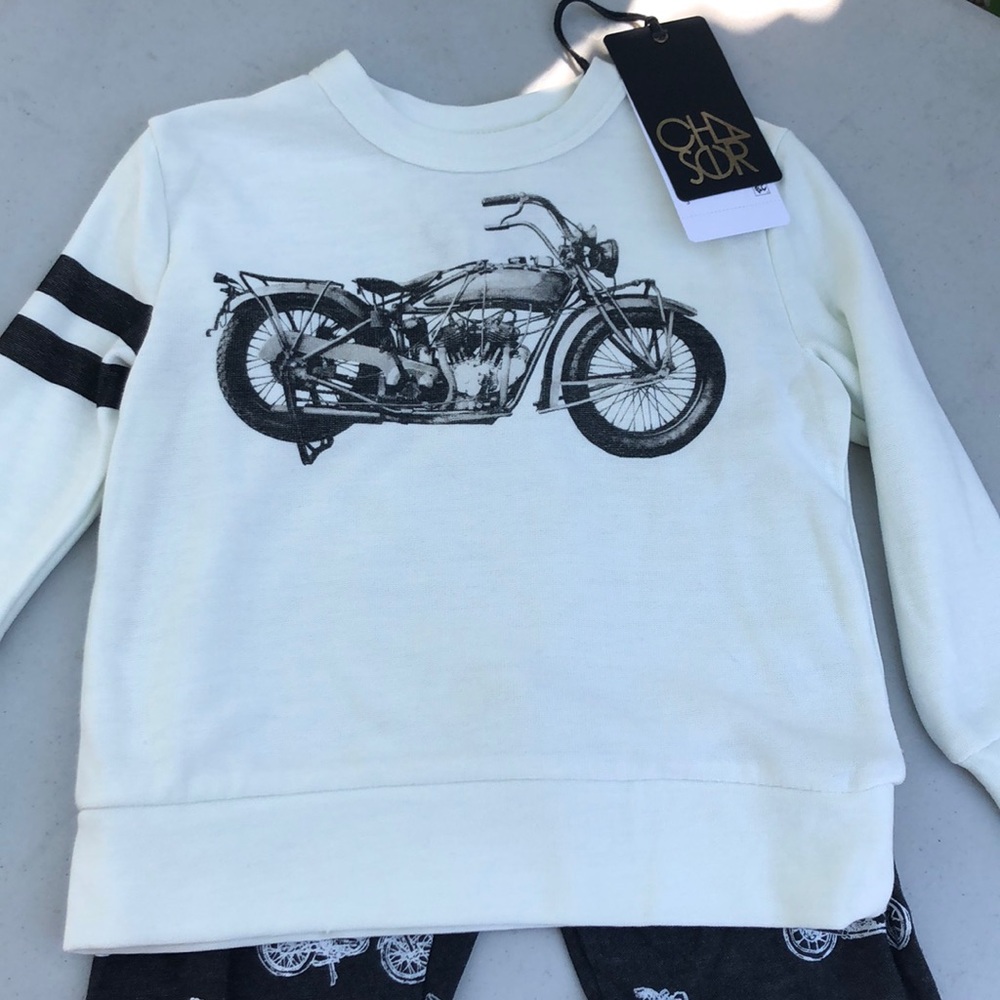 Chaser motorcycle lightweight sweatshirt. So cool!